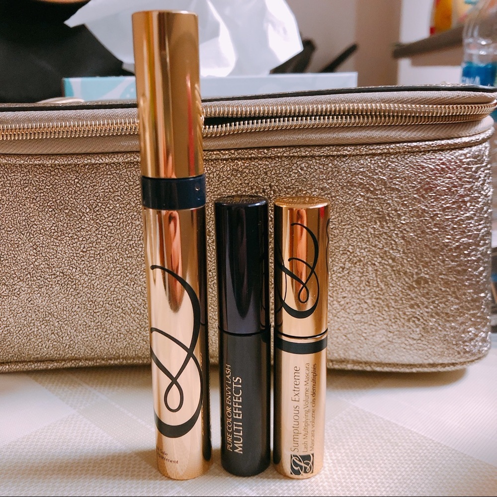 Estée Lauder mascara lot